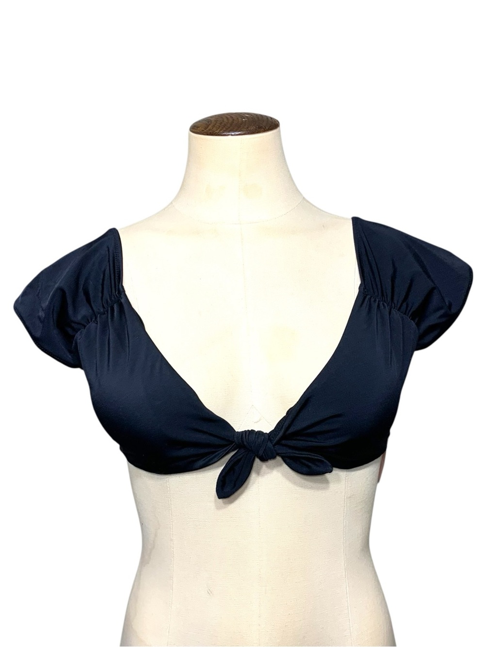 Victorias Secret Black Padded Top Bra Front Closure XS/S Cap Sleeve Feminine NWT